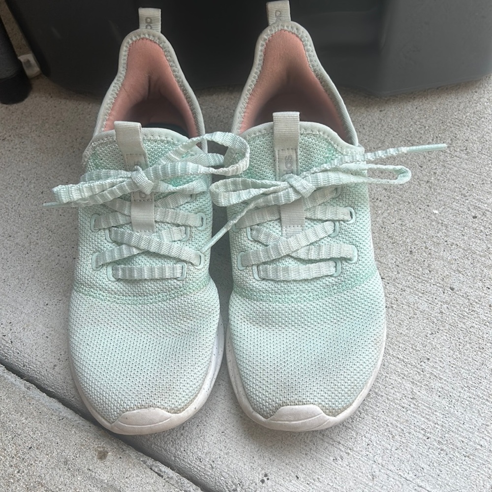 ADIDAS cloud foam tennis shoes, sneakers, mint shoes